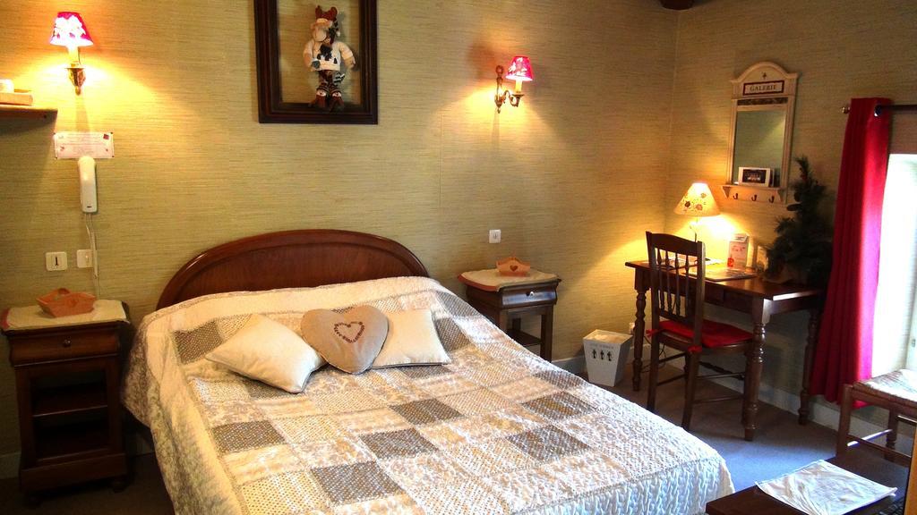 Hotel Le Clos Du Montvinage Étréaupont Kamer foto